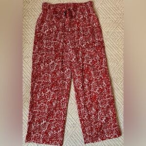 Club Monaco Straight Leg pull on,size 6, Super comfortable and elegant.NWT.